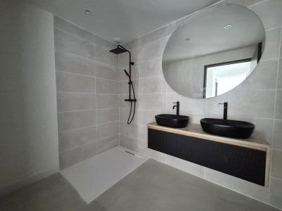 Acheter Appartement 77 m2 Six-fours-les-plages