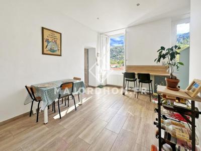 For sale Marseille-10eme-arrondissement 3 rooms 65 m2 Bouches du Rhone (13010) photo 3