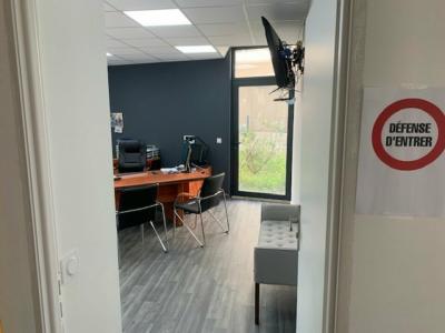 Acheter Local commercial 220 m2 Pompignac