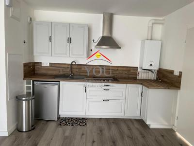 For rent Meru 2 rooms 42 m2 Oise (60110) photo 0