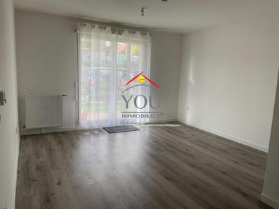 For rent Meru 2 rooms 42 m2 Oise (60110) photo 1