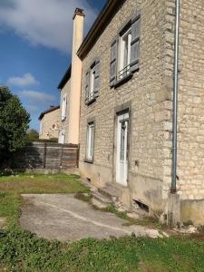 Annonce Location 4 pices Maison Ville-sous-la-ferte 10