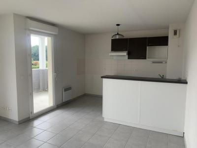 Louer Appartement 53 m2 Billere