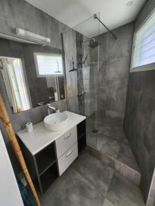 For sale Saint-francois 1 room 25 m2 Guadeloupe (97118) photo 2