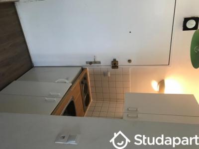 Louer Appartement Marseille-8eme-arrondissement 600 euros