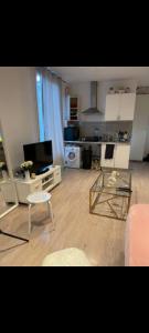For rent Chatillon 1 room 31 m2 Hauts de Seine (92320) photo 2