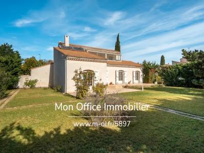 For sale Istres 6 rooms 168 m2 Bouches du Rhone (13800) photo 2