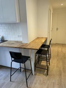 For rent Longjumeau 1 room 23 m2 Essonne (91160) photo 3