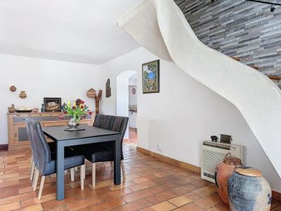 For sale Pujaut 6 rooms 220 m2 Gard (30131) photo 2