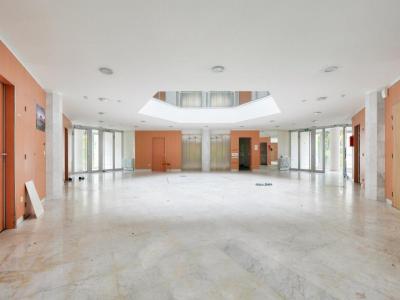 Acheter Immeuble Montigny-le-bretonneux 4200000 euros