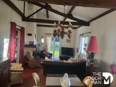 For sale Saint-gelais 5 rooms 125 m2 Deux sevres (79410) photo 2