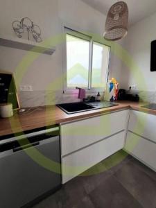 For sale Bois-de-la-pierre 4 rooms 95 m2 Haute garonne (31390) photo 4