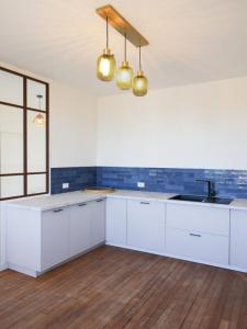 For sale Cosne-cours-sur-loire 5 rooms 128 m2 Nievre (58200) photo 3