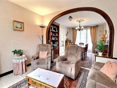 For sale Saint-just-en-chaussee 5 rooms 125 m2 Oise (60130) photo 2