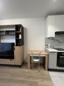 Louer Appartement Paris-18eme-arrondissement Paris