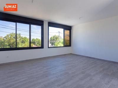 For rent Saint-pierre 35 m2 Reunion (97410) photo 0