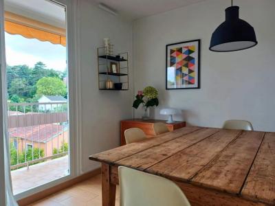 For sale Oullins 5 rooms 83 m2 Rhone (69600) photo 2