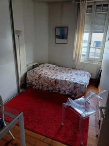 For rent Bouscat 1 room 9 m2 Gironde (33110) photo 2