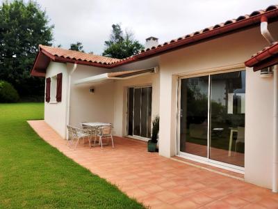 For sale Ustaritz 6 rooms 134 m2 Pyrenees atlantiques (64480) photo 1