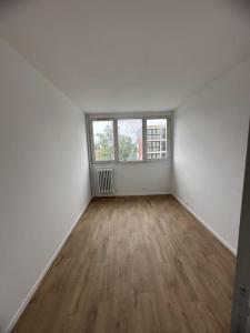 For sale Roubaix 4 rooms 71 m2 Nord (59100) photo 1