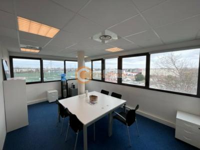 For rent Merignac 78 m2 Gironde (33700) photo 0