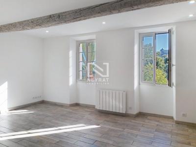Acheter Appartement 74 m2 Tourrettes