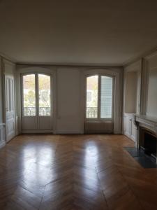 For rent Lyon-6eme-arrondissement 3 rooms 98 m2 Rhone (69006) photo 0