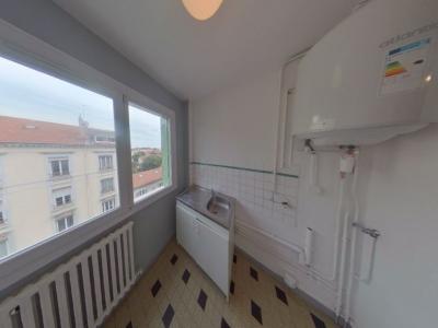 For rent Lyon-3eme-arrondissement 2 rooms 47 m2 Rhone (69003) photo 2