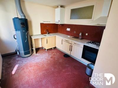 For sale Pontivy 12 rooms 250 m2 Morbihan (56300) photo 3