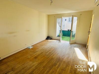 For sale Pontivy 12 rooms 250 m2 Morbihan (56300) photo 4