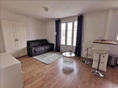 For rent Issy-les-moulineaux 1 room 28 m2 Hauts de Seine (92130) photo 2