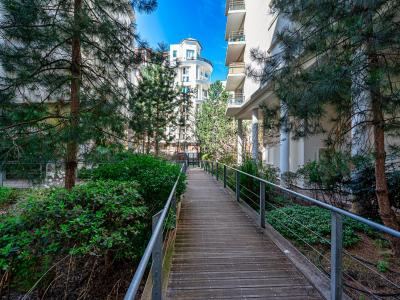 For rent Courbevoie 2 rooms 37 m2 Hauts de Seine (92400) photo 0