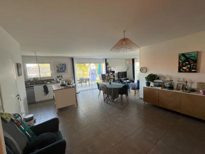 For rent Poire-sur-vie 4 rooms 90 m2 Vendee (85170) photo 1
