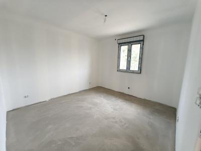 For sale Chalons-en-champagne CHALONS RIVE DROITE 2 rooms 41 m2 Marne (51000) photo 4