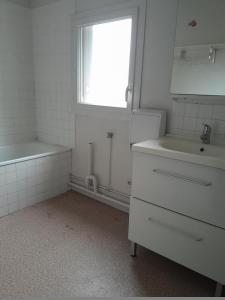Louer Appartement Hauteville-lompnes 692 euros