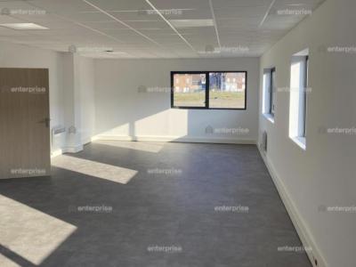 For rent Wattrelos 963 m2 Nord (59150) photo 1
