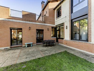 For sale Toulouse 7 rooms 152 m2 Haute garonne (31400) photo 0