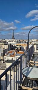 For rent Paris-15eme-arrondissement 4 rooms 80 m2 Paris (75015) photo 0