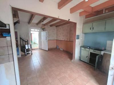 For sale 4 rooms 75 m2 Morbihan (56130) photo 1