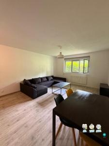 Louer Appartement 65 m2 Gex