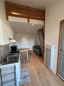 For rent Lesparre-medoc 2 rooms 20 m2 Gironde (33340) photo 0