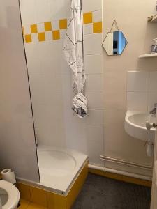 Louer Appartement Paris-10eme-arrondissement 1294 euros