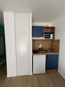 For rent Ponts-de-ce 1 room 18 m2 Maine et loire (49130) photo 4