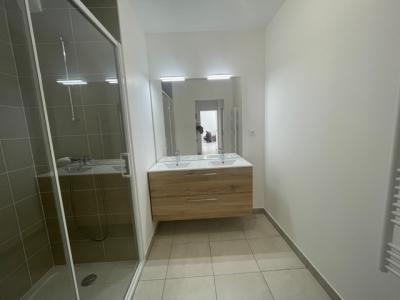 For rent Sables-d'olonne 3 rooms 67 m2 Vendee (85100) photo 2