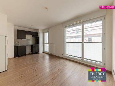 For sale Nantes 2 rooms 43 m2 Loire atlantique (44100) photo 2