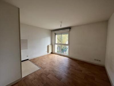 For rent Nantes 1 room 23 m2 Loire atlantique (44000) photo 1