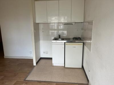 For rent Nantes 1 room 23 m2 Loire atlantique (44000) photo 2