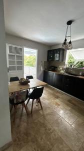 For sale Lamentin 4 rooms 109 m2 Martinique (97232) photo 4
