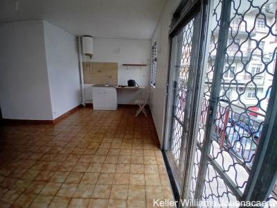 Acheter Appartement 25 m2 Fort-de-france