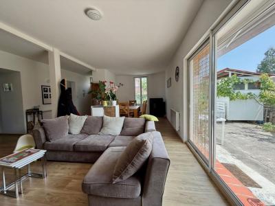 For sale Montauban 6 rooms 131 m2 Tarn et garonne (82000) photo 2